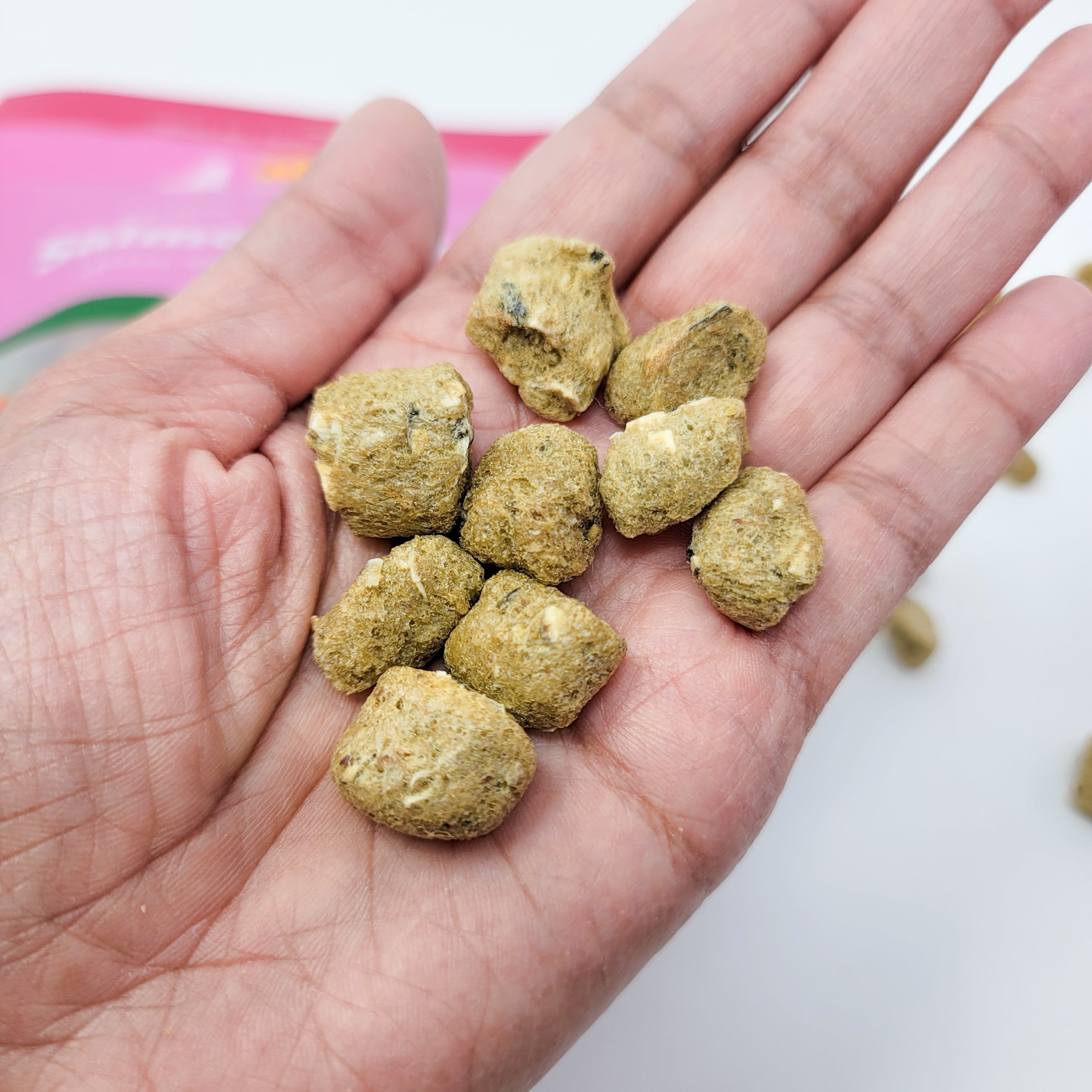 Pet Palace Salmon Puffs Freeze-Dried Dog Treats